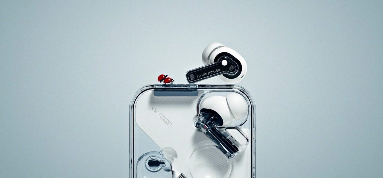 Imagem promocional do fone de ouvido Nothing Ear 1