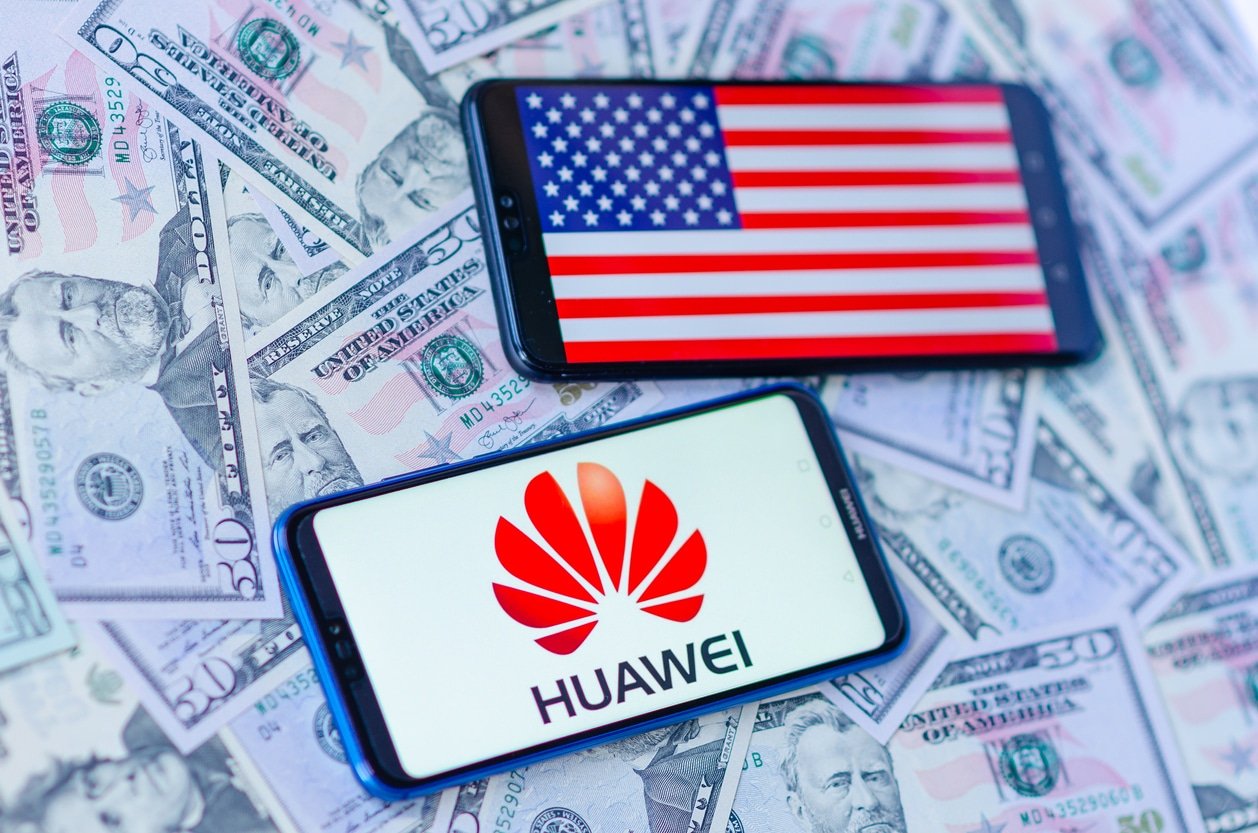 EUA vai ressarcir operadoras por remover aparelhos da Huawei e ZTE de território rural. Imagem:Oleksandr Siedov/iStock