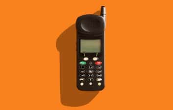 Primeira chamada digital de celular (GSM) completa 30 anos