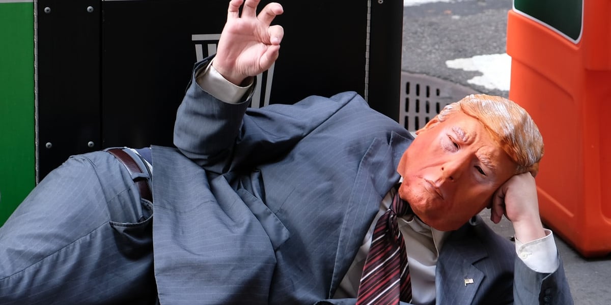 Rede social da equipe de Trump foi hackeada