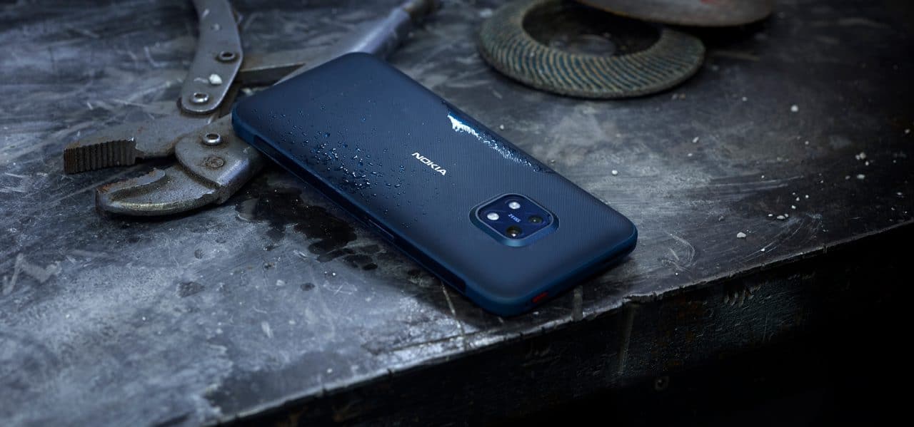 Imagem promocional do Nokia XR20, primeiro a vir com serviço de VPN pré-instalado