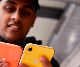 Futuros iPhones e Apple Glass poderão selecionar texto com piscar de olhos Futuros iPhones e Apple Glass poderão selecionar texto com piscar de olhos
