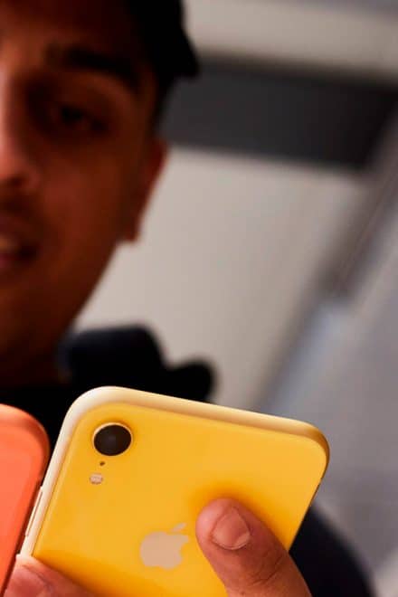 Futuros iPhones e Apple Glass poderão selecionar texto com piscar de olhos Futuros iPhones e Apple Glass poderão selecionar texto com piscar de olhos