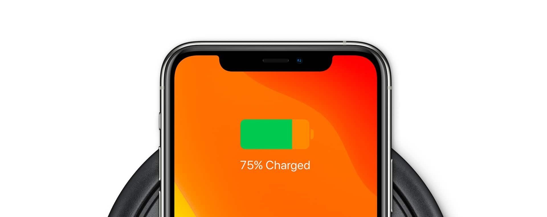 iPhone carregando a bateria sem fio