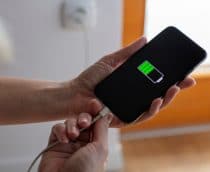 iPhones do futuro terão baterias maiores e chips mais finos