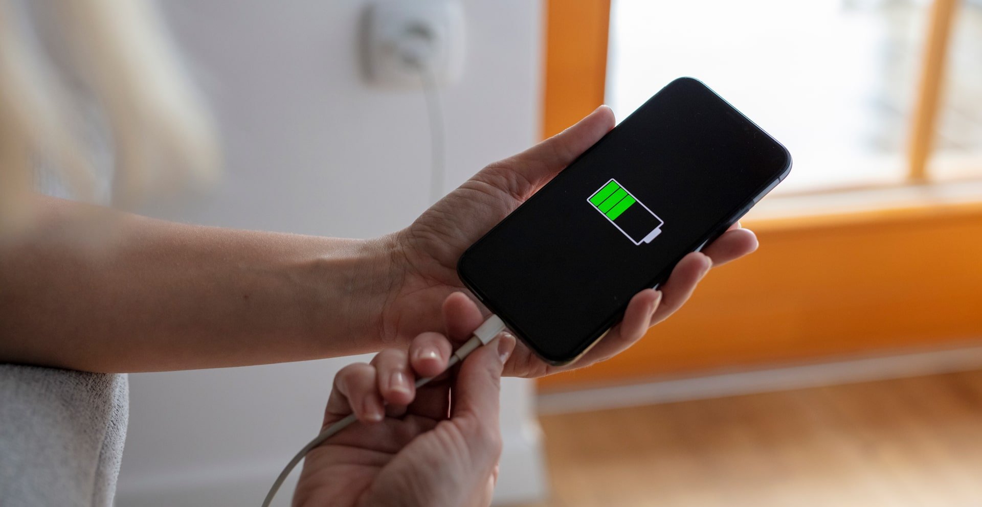 Futuros iPhones terão bateria mais fina